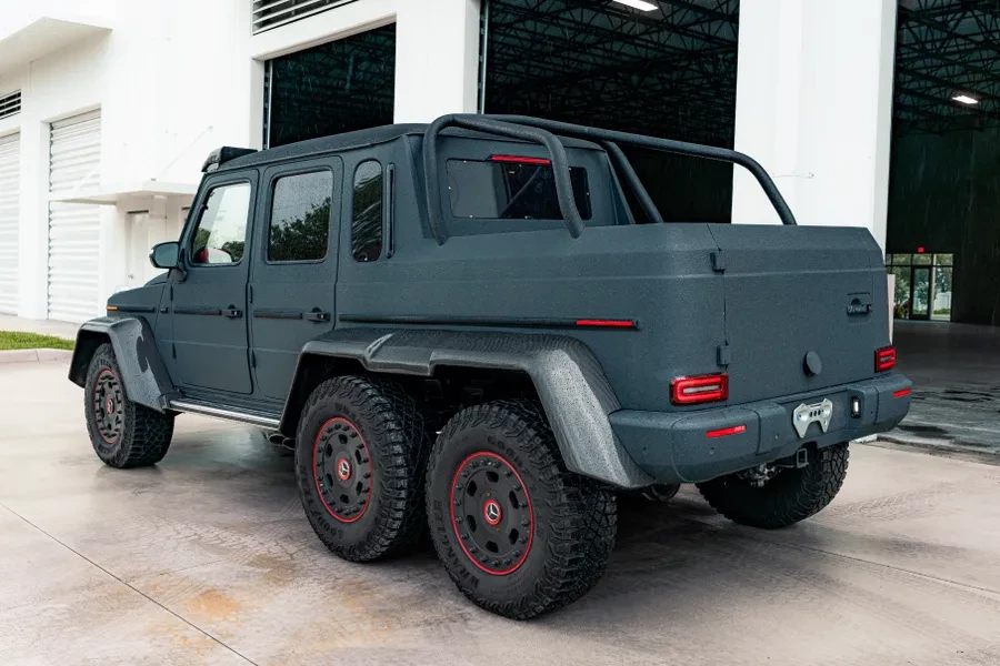 2019 Brabus G-Class 6x6