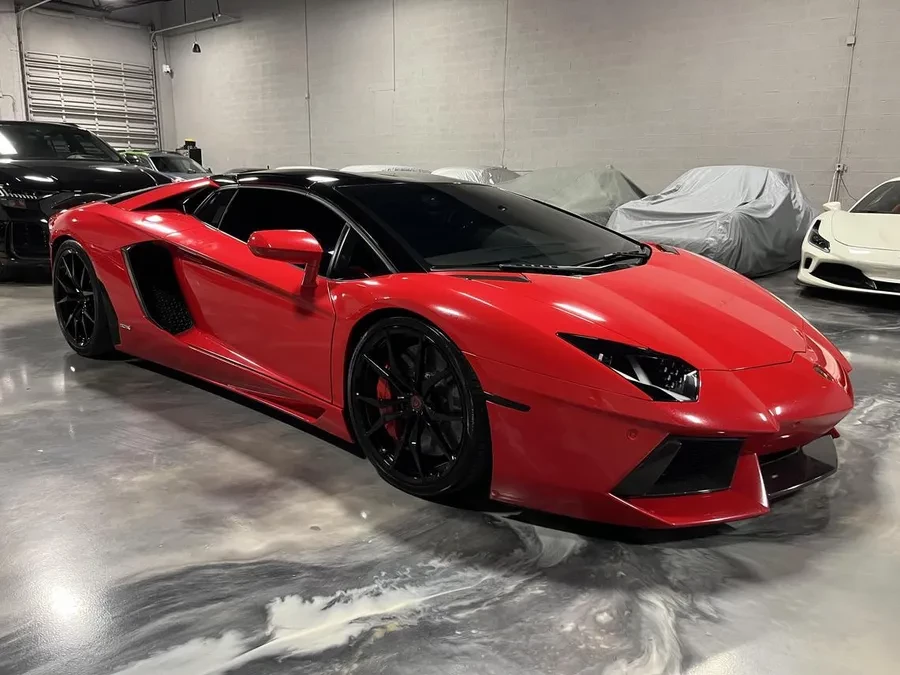 2015 Lamborghini Aventador LP 700-4 Roadster 2D