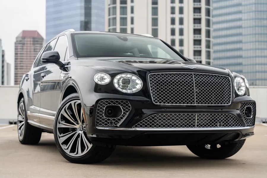 2023 Bentley Bentayga Azure Hybri